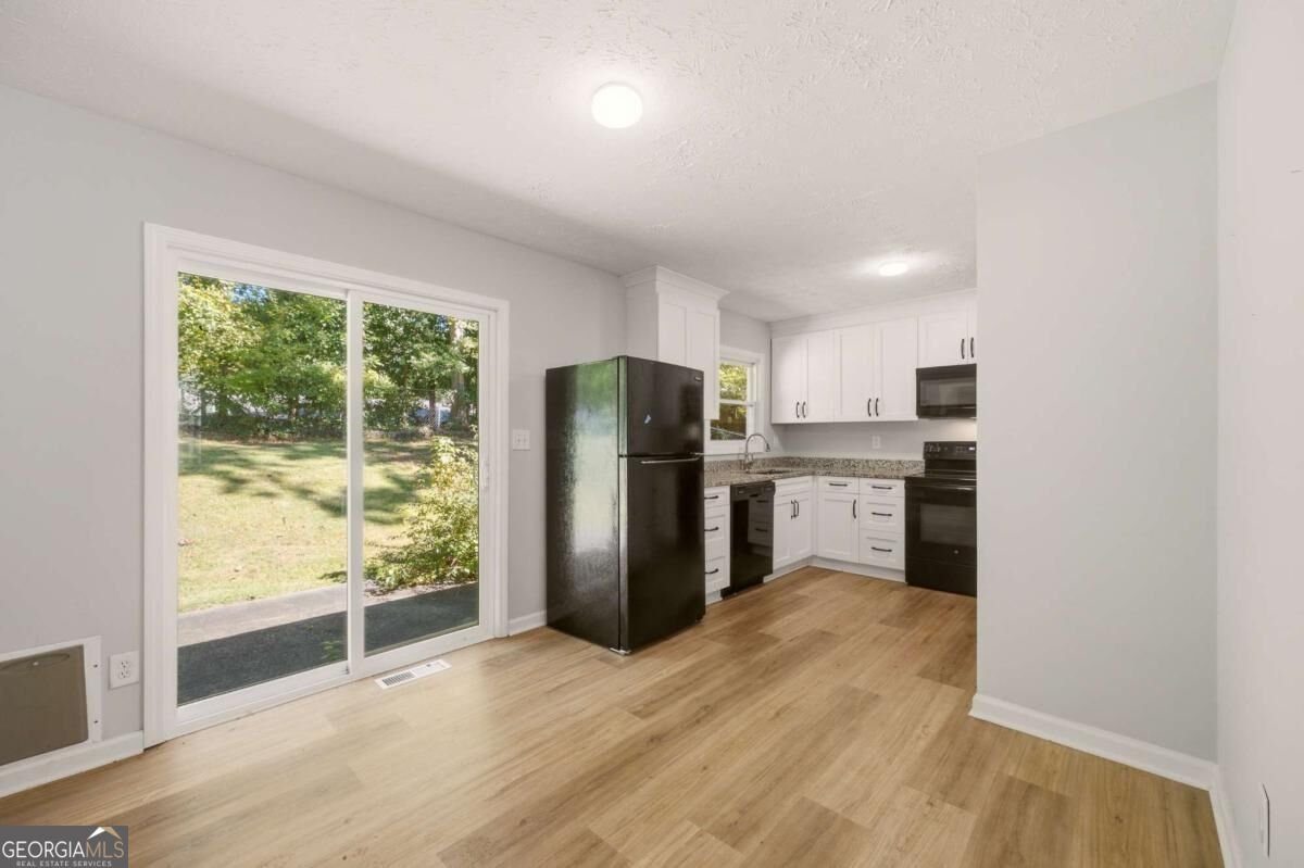 490 Valley Creek Road Mableton - Photo 15