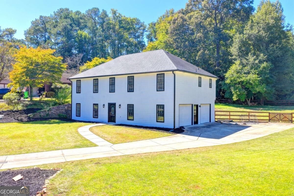 1671 Canton Hills Circle Marietta - main photo