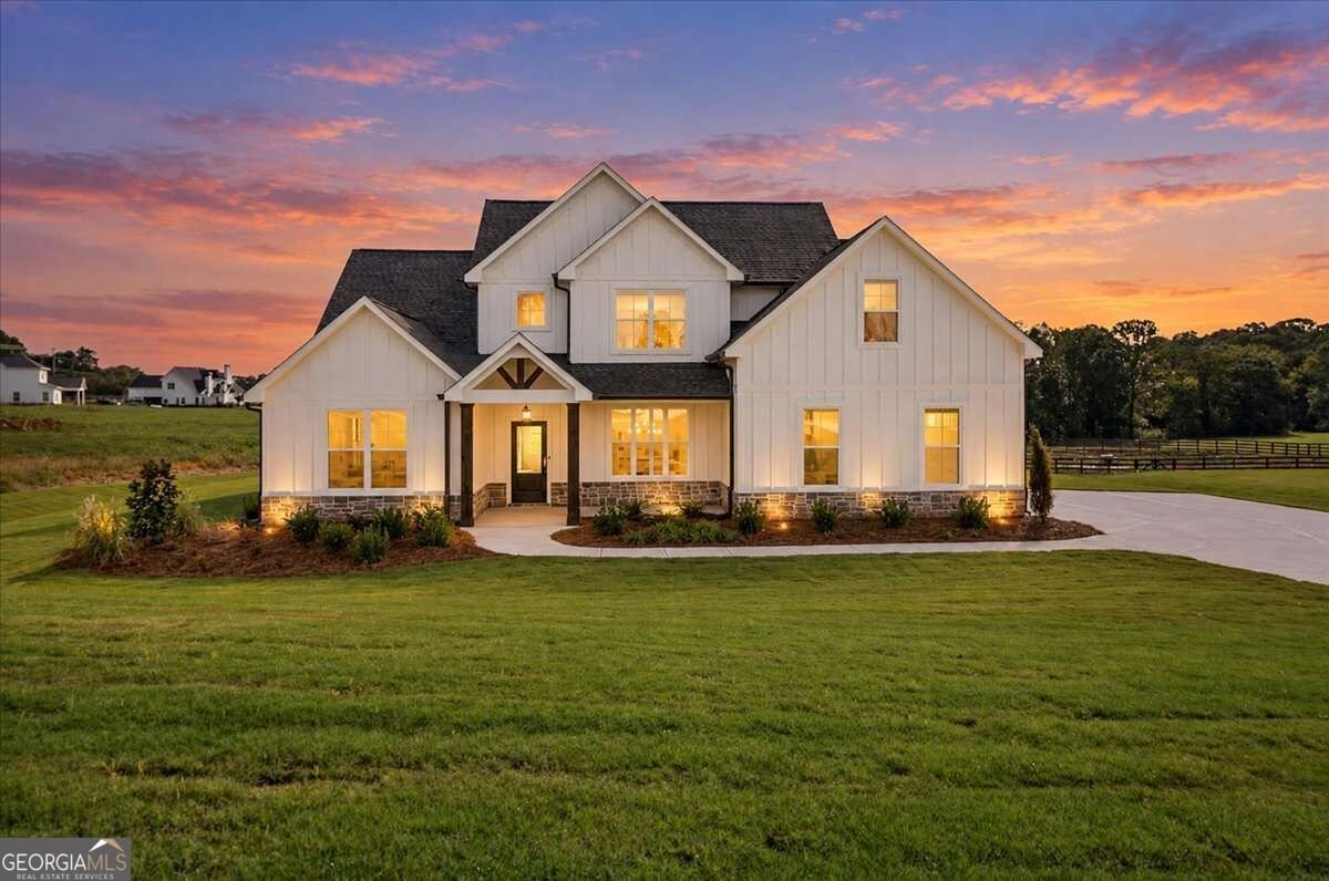 5335 Noah Road Cumming - main photo