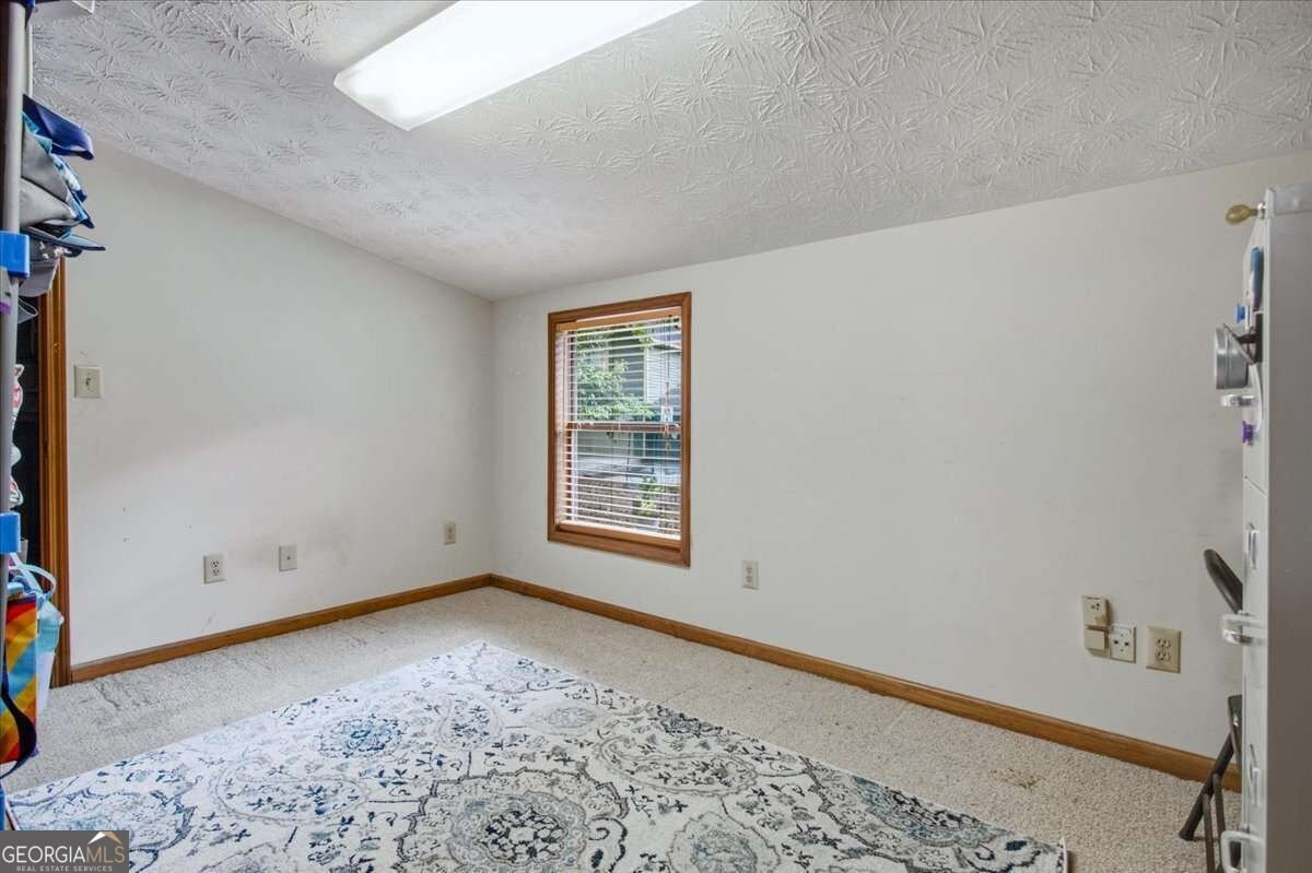 235 Roberts Road Covington - Photo 31