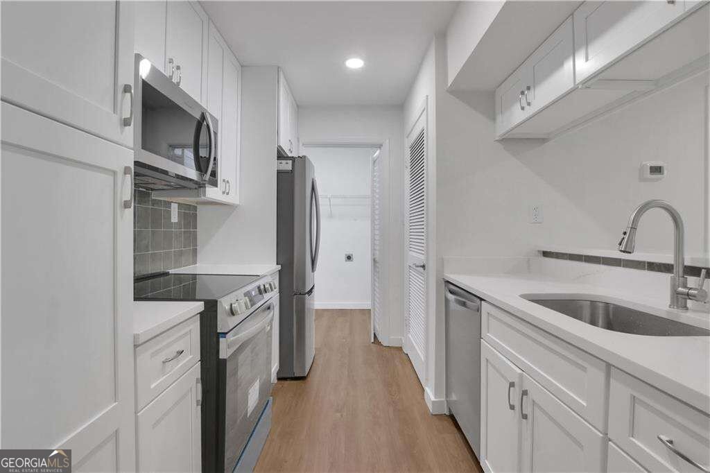 122 Tuxworth Circle Decatur - main photo