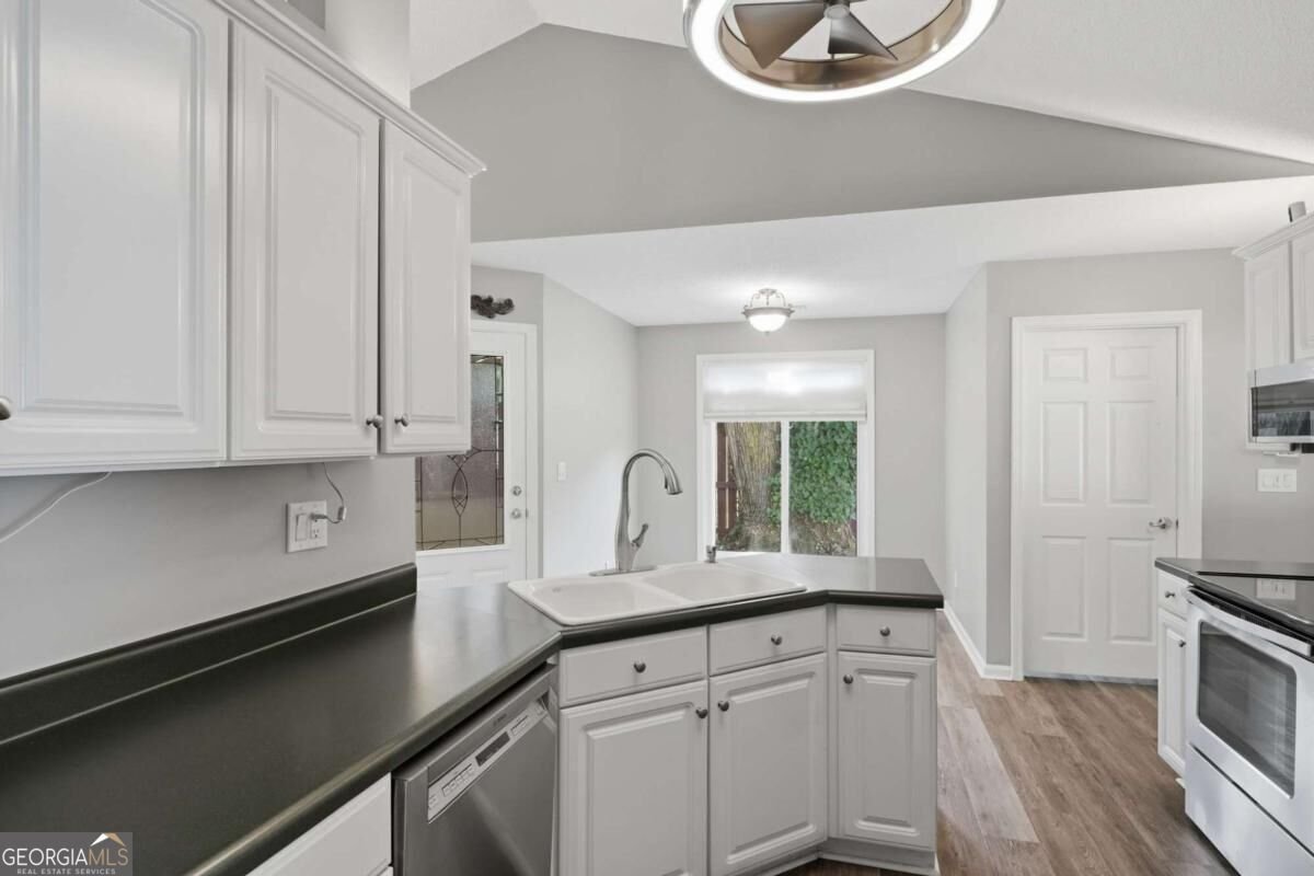584 Fernstone Trail Lawrenceville - Photo 14