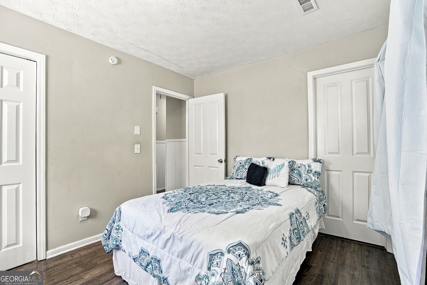 8570 Kennesaw Court Jonesboro - Photo 11