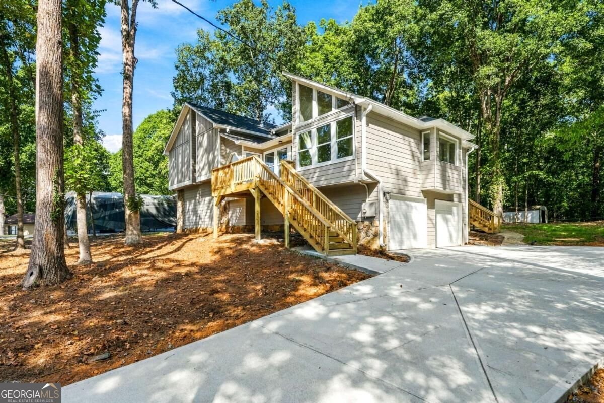 745 Cedar Creek Way Woodstock - main photo