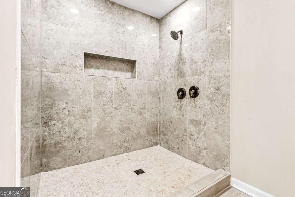 745 Cedar Creek Way Woodstock - Photo 28