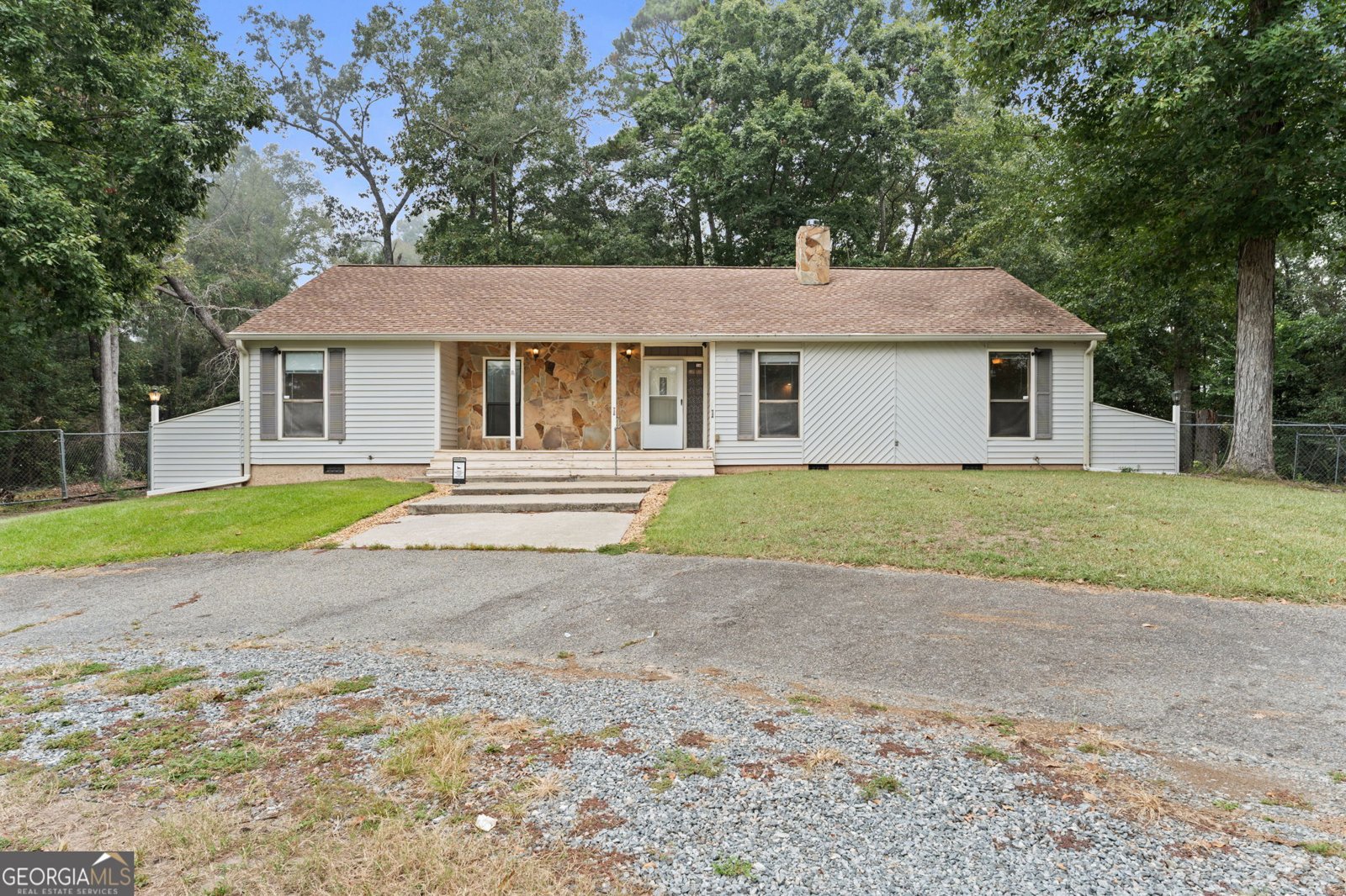 2325 Claxton Dairy Road Dublin - main photo