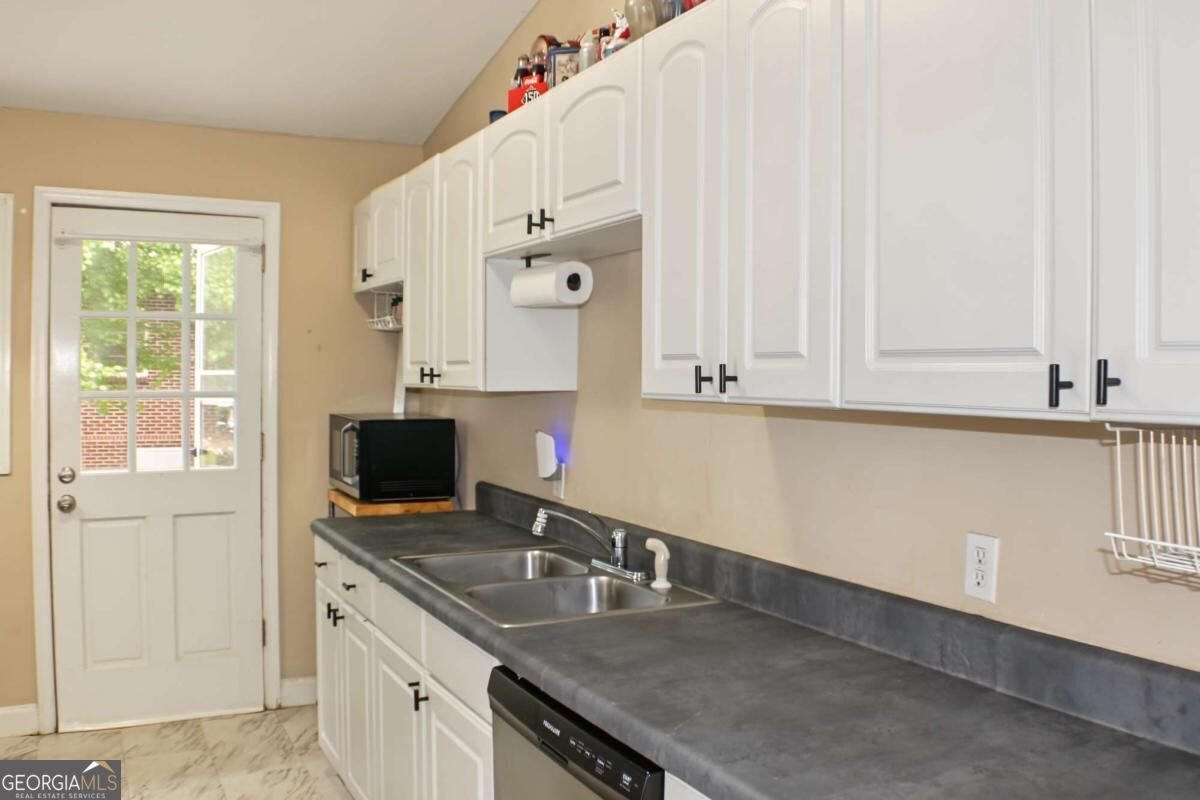 265 Elks Street Winder - Photo 16