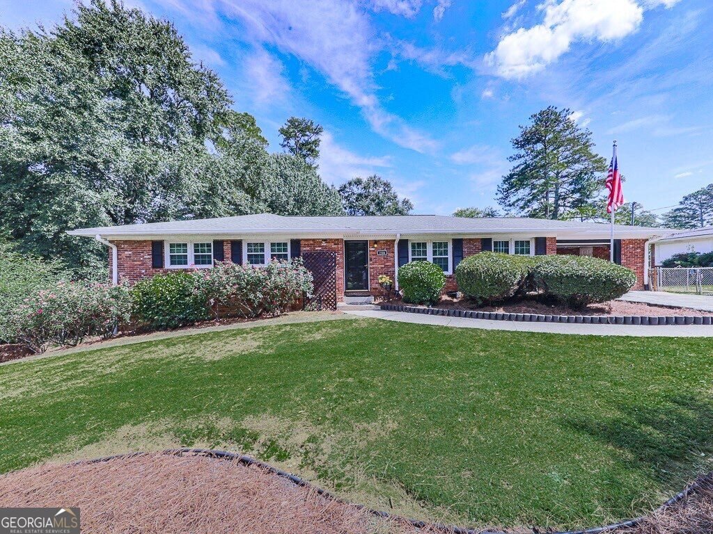 2104 Cason Drive Marietta - main photo