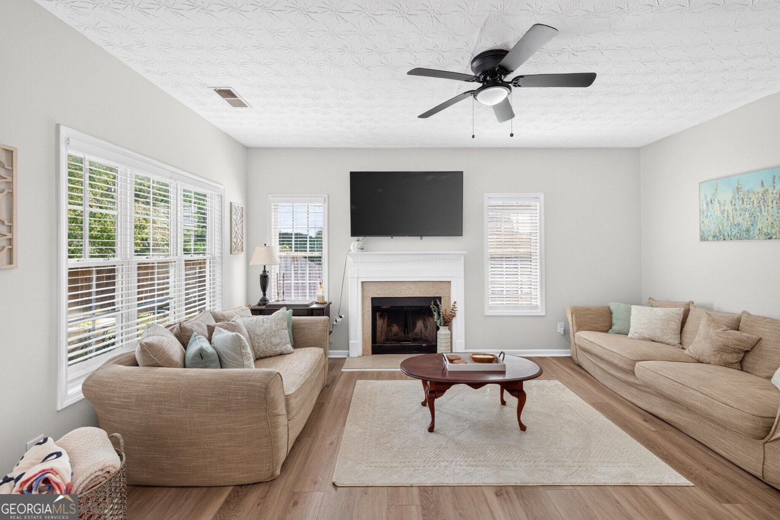 909 Milton Circle Loganville - Photo 11