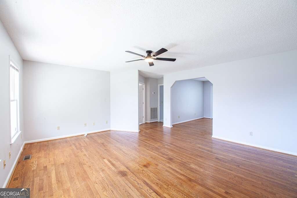 102 Lindsey Court Calhoun - Photo 9
