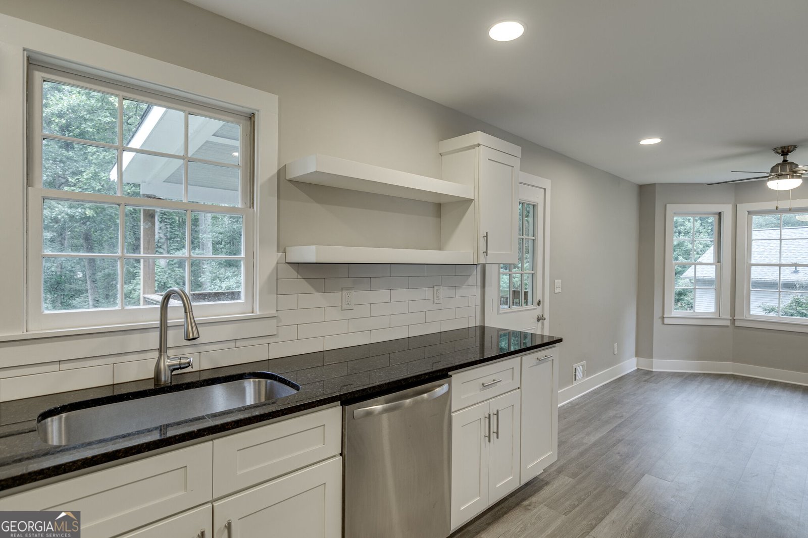 6211 Laurel Wood Trail Flowery Branch - Photo 18