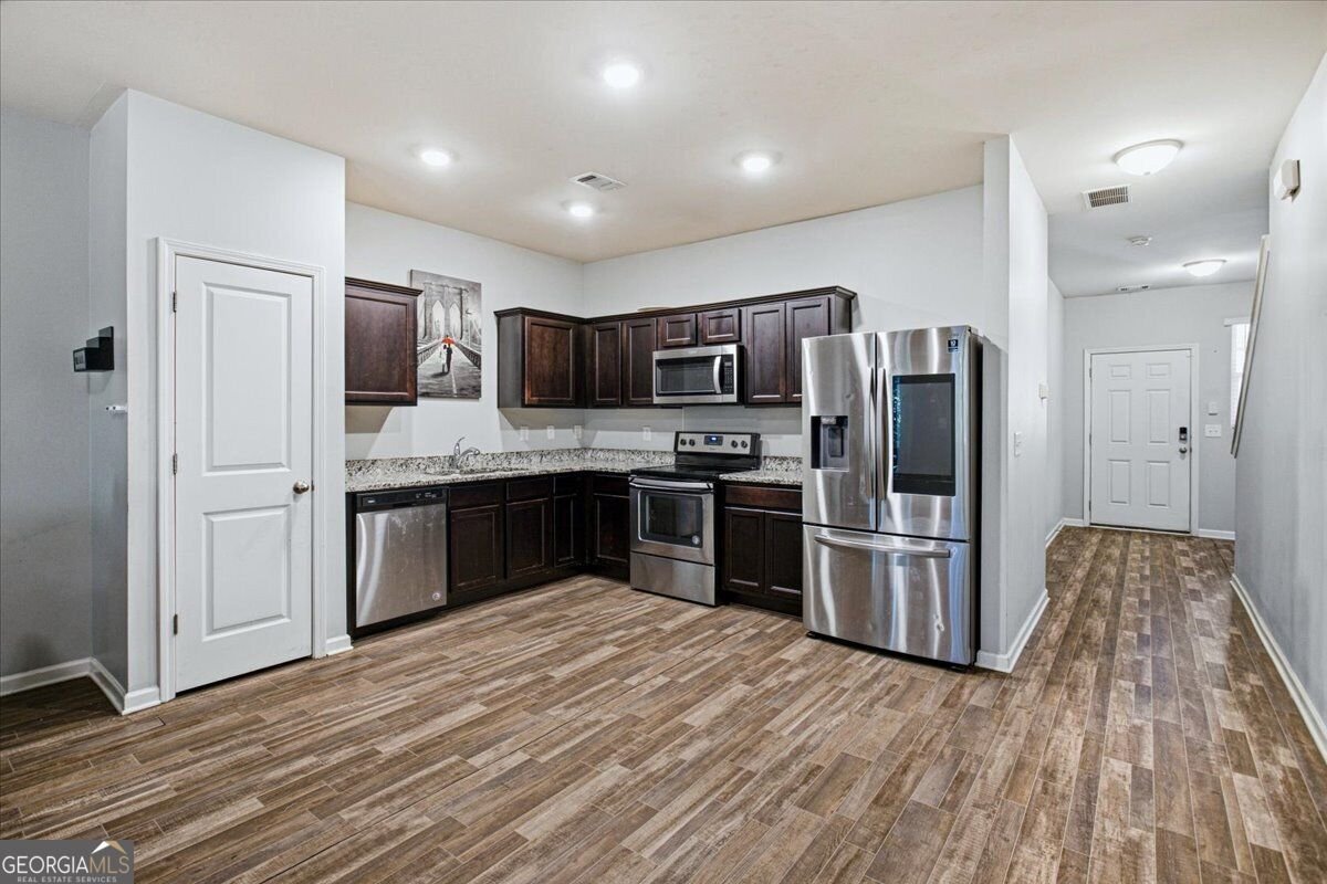 6338 Kinsland Court Lithonia - Photo 8