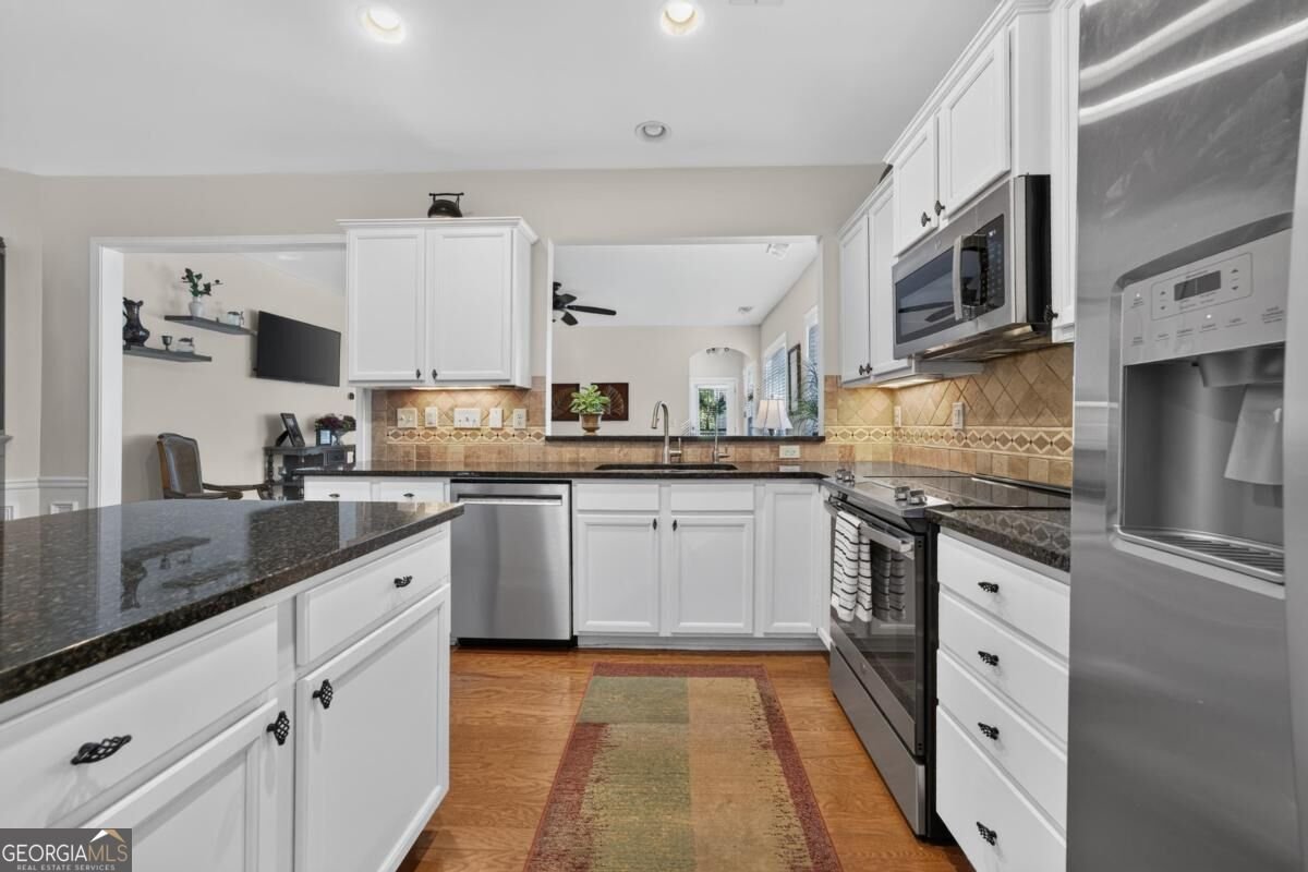 1230 Summer Hollow Road Greensboro - Photo 32