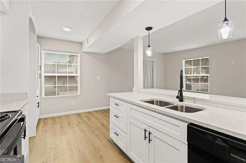 1321 Surrey Lane Marietta - Photo 13