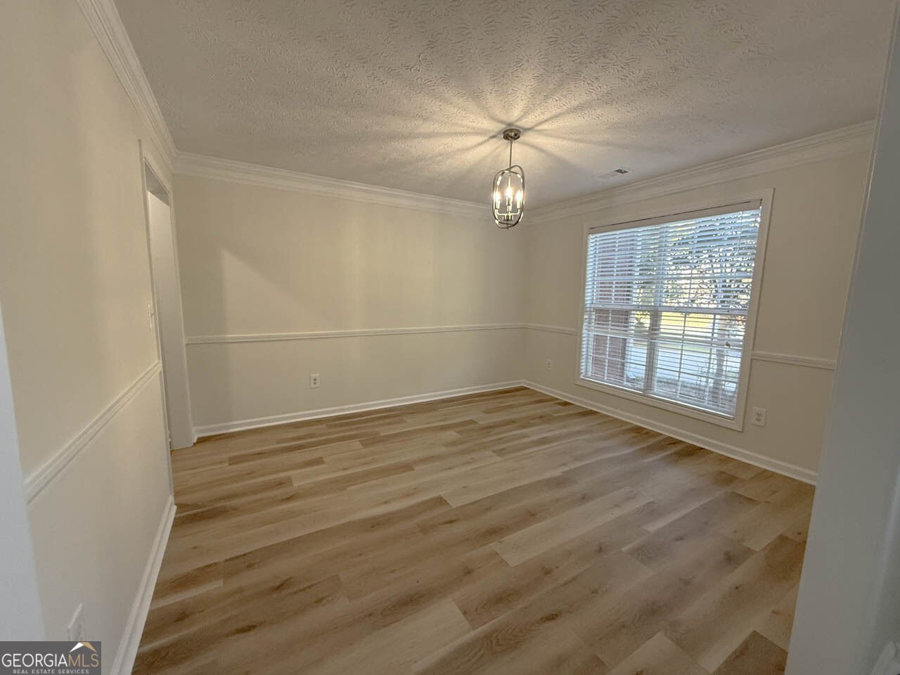 6681 Point Of Woods Drive Stone Mountain - Photo 10