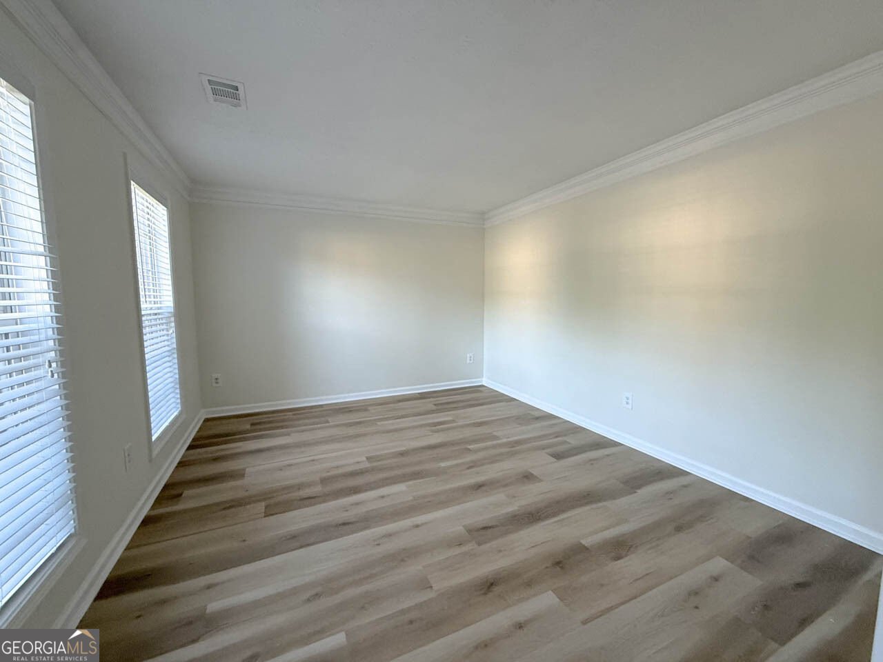 6681 Point Of Woods Drive Stone Mountain - Photo 9