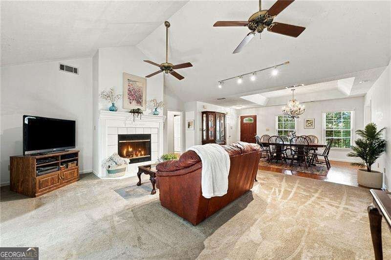 5011 Peach Mountain Circle Gainesville - Photo 10