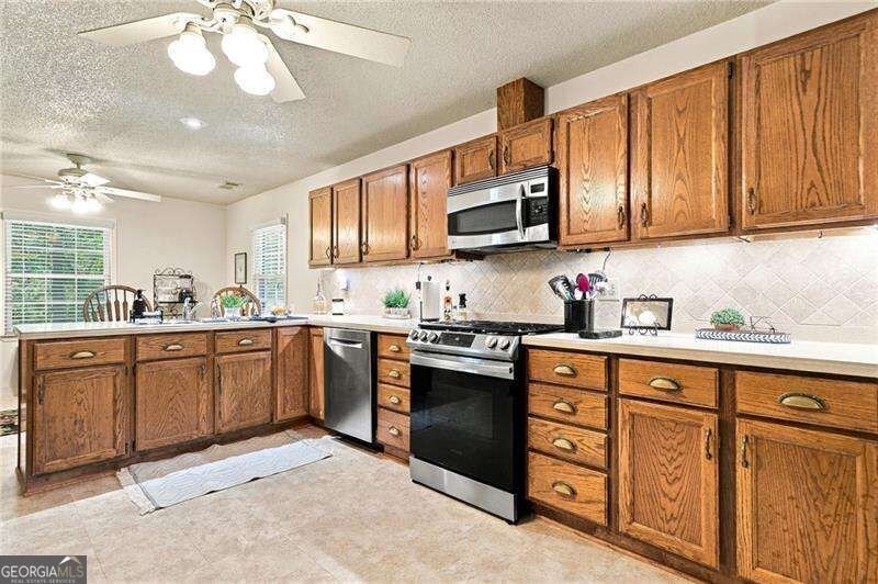 5011 Peach Mountain Circle Gainesville - Photo 13