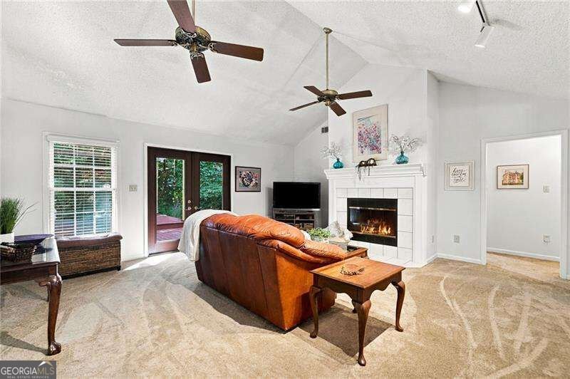 5011 Peach Mountain Circle Gainesville - Photo 7