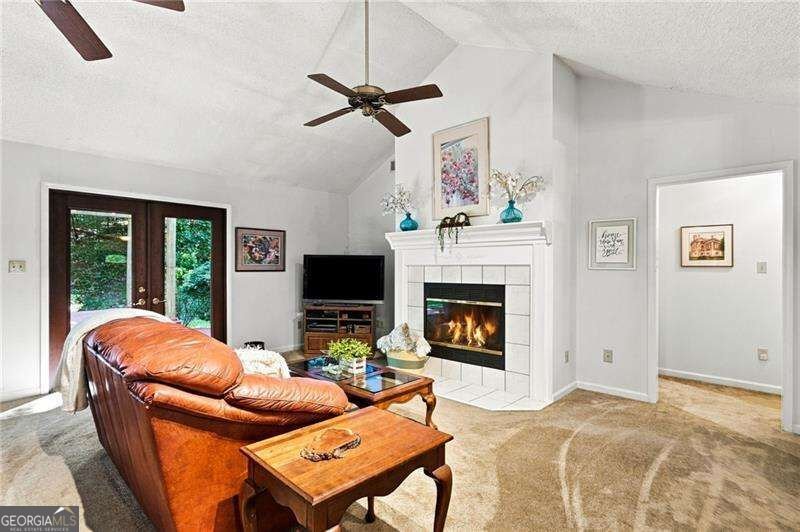 5011 Peach Mountain Circle Gainesville - Photo 8