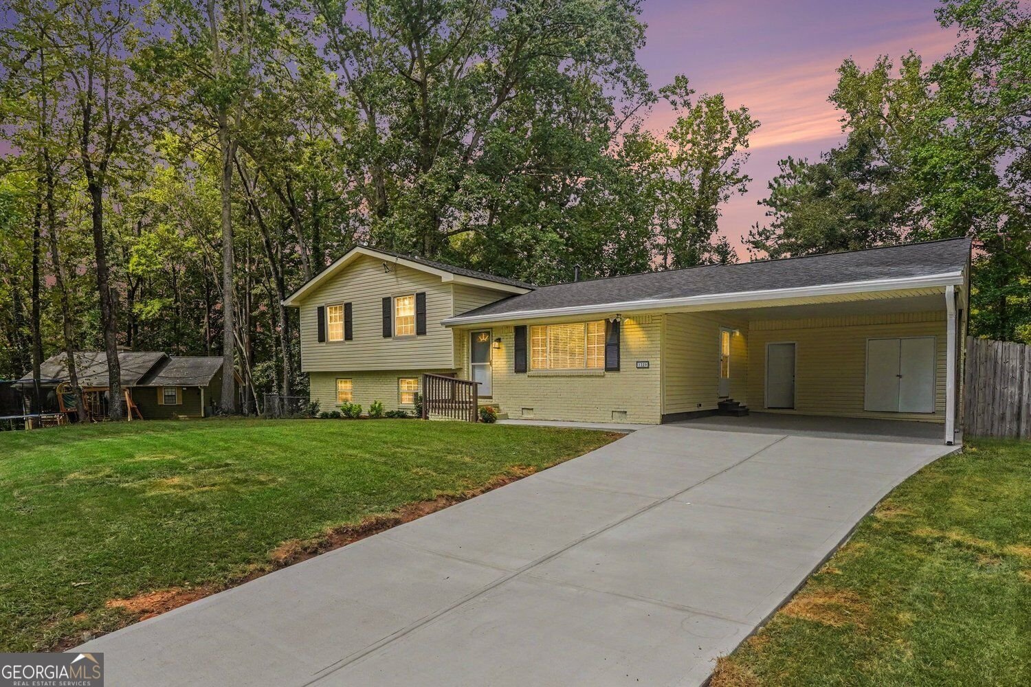 1229 Deleon Court Clarkston - main photo