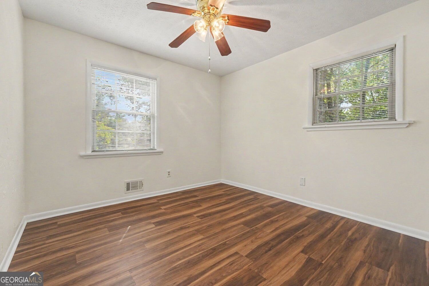 1229 Deleon Court Clarkston - Photo 17