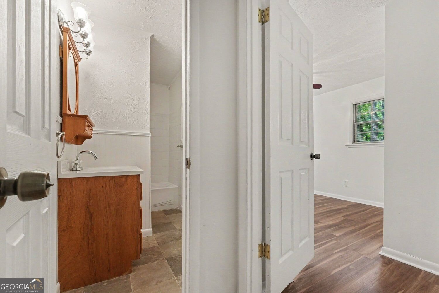 1229 Deleon Court Clarkston - Photo 8