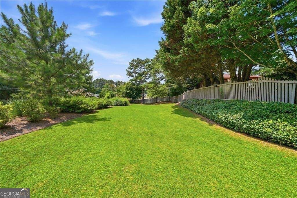 3901 Hazelhurst Drive Marietta - Photo 14