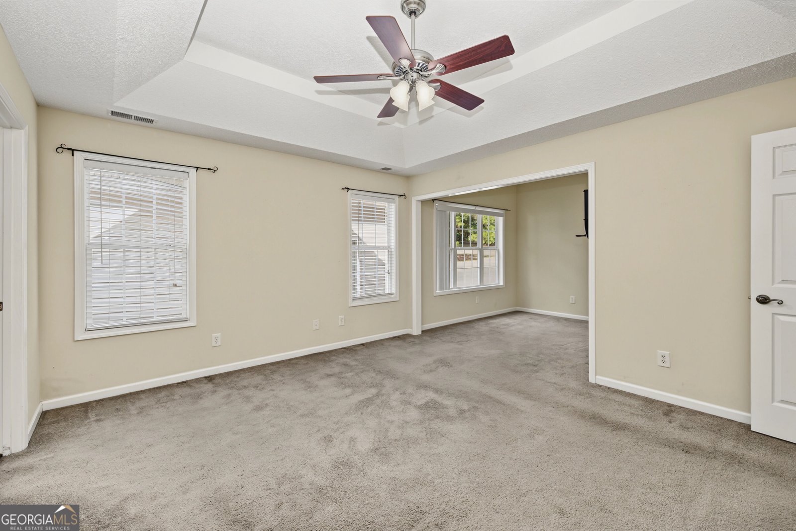 129 King Richard Drive Griffin - Photo 19