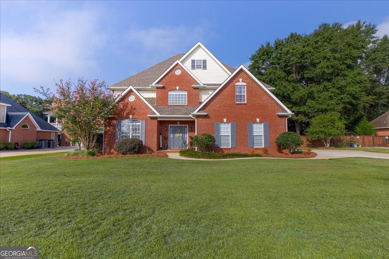 211 White Columns Drive Kathleen - main photo
