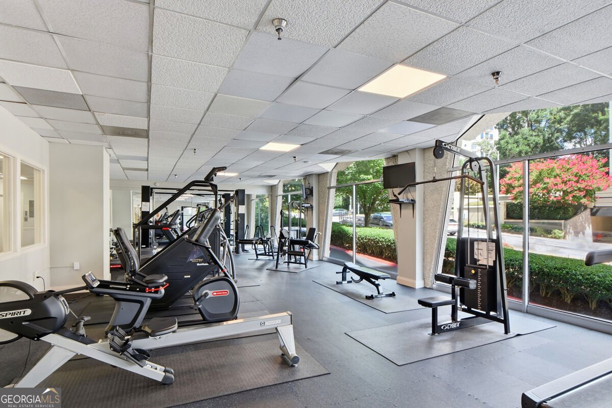 2479 Peachtree Road Atlanta - Photo 38