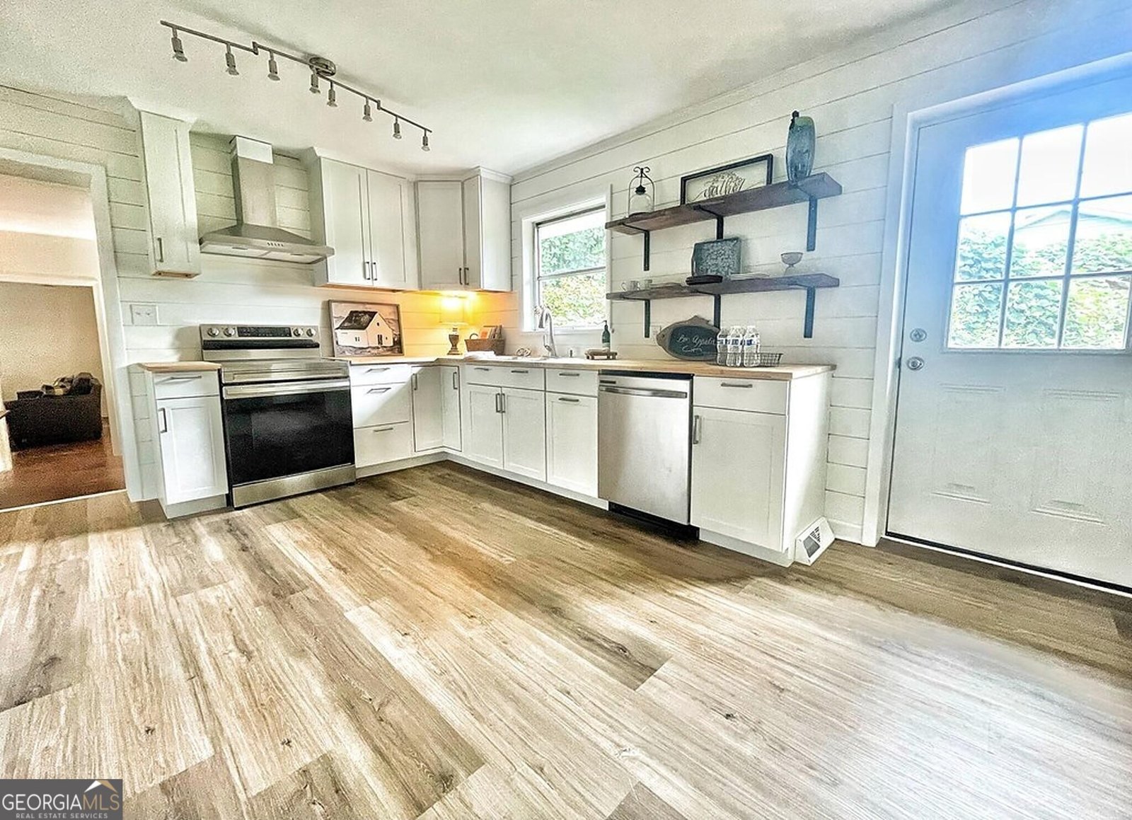 498 Cedar Street Dalton - Photo 8