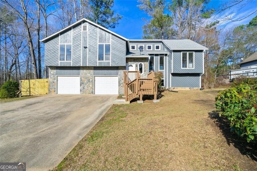 2673 Deerfield Circle Marietta - main photo