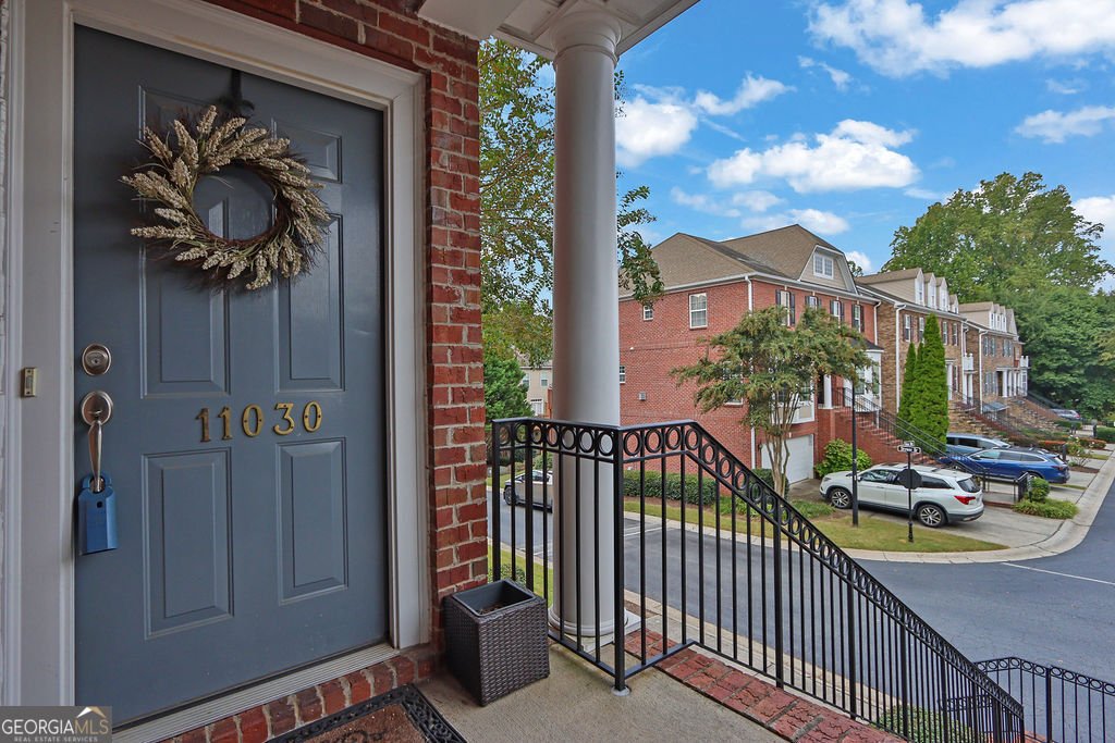 11030 Skyway Drive Johns Creek - Photo 8