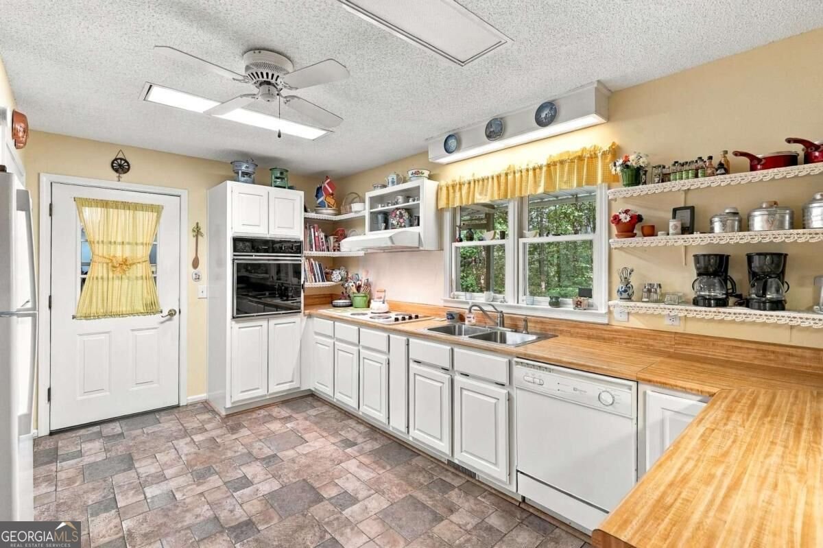 718 Ben Higgins Road Dahlonega - Photo 12