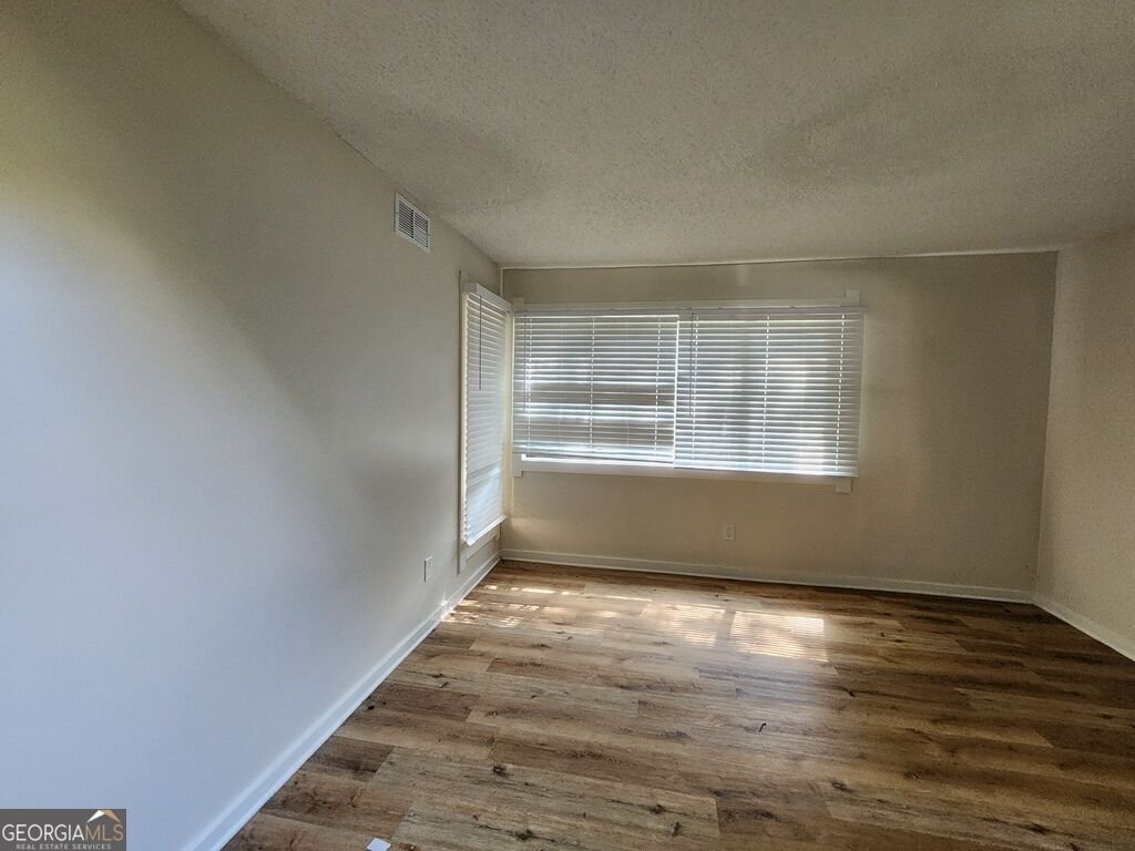 1086 Village Road Stone Mountain - Photo 8