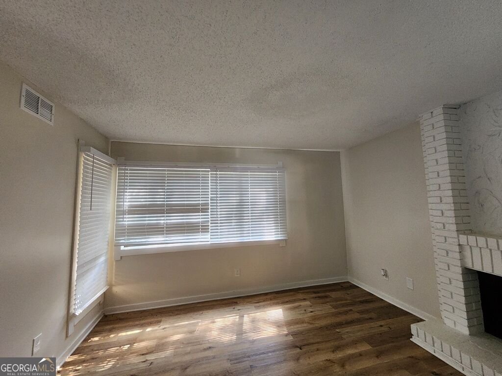1086 Village Road Stone Mountain - Photo 9