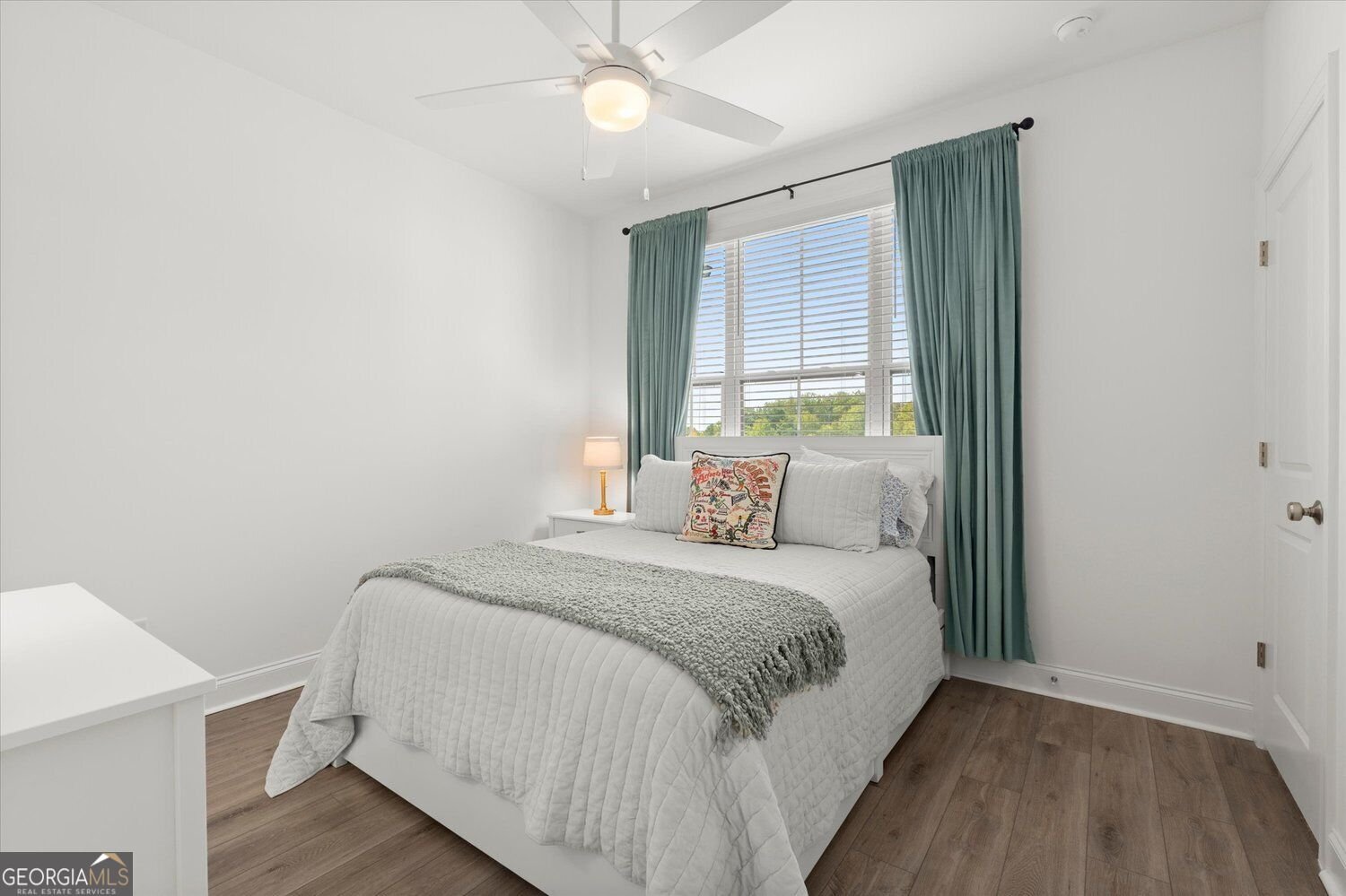 215 Downing Drive Alpharetta - Photo 11