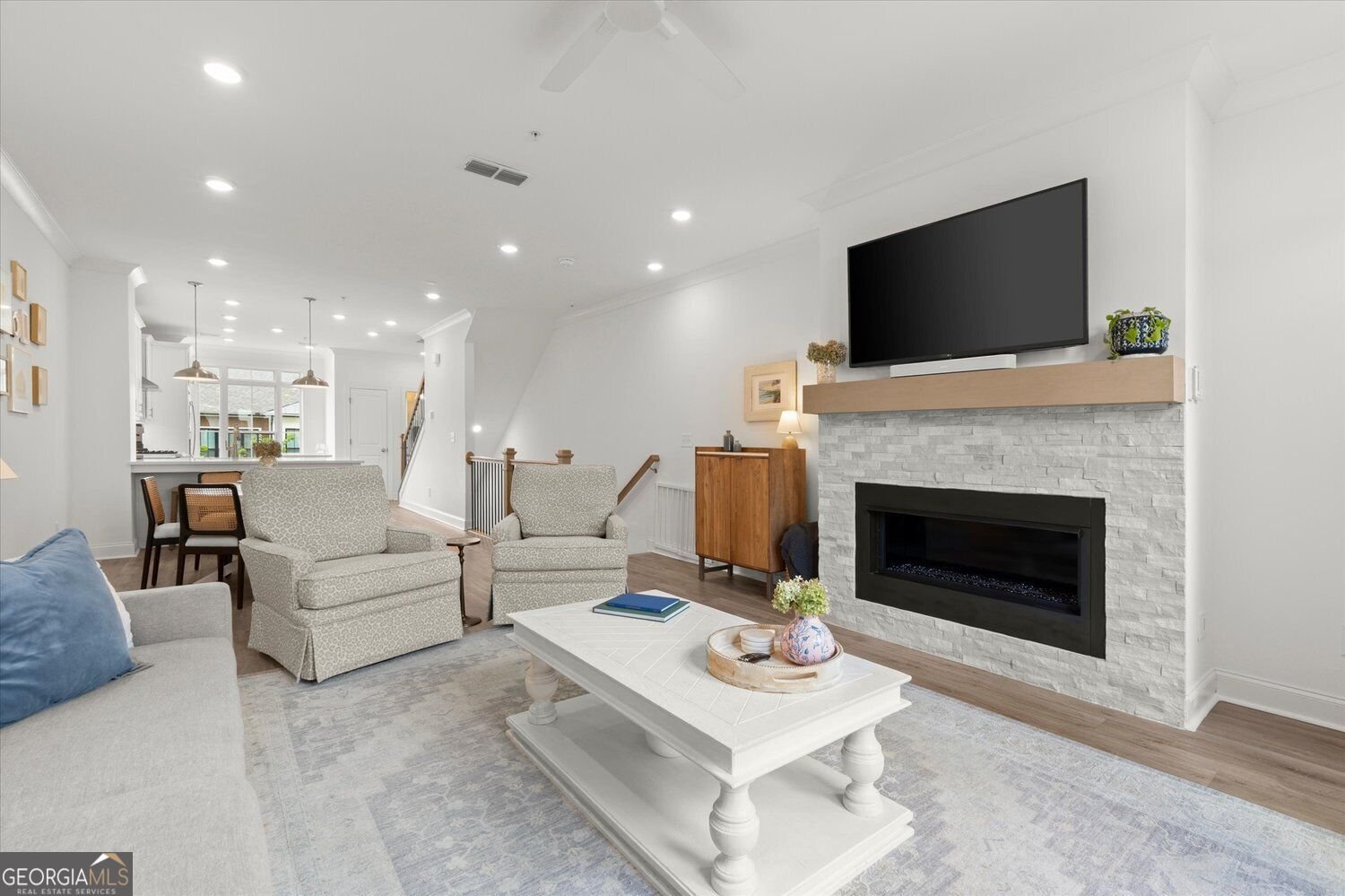 215 Downing Drive Alpharetta - Photo 19
