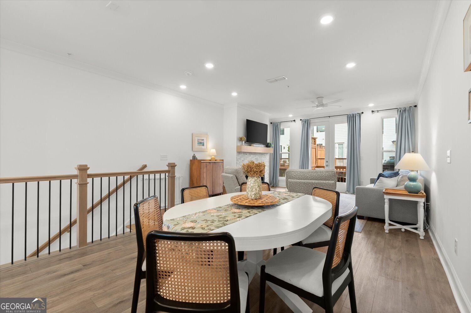 215 Downing Drive Alpharetta - Photo 7