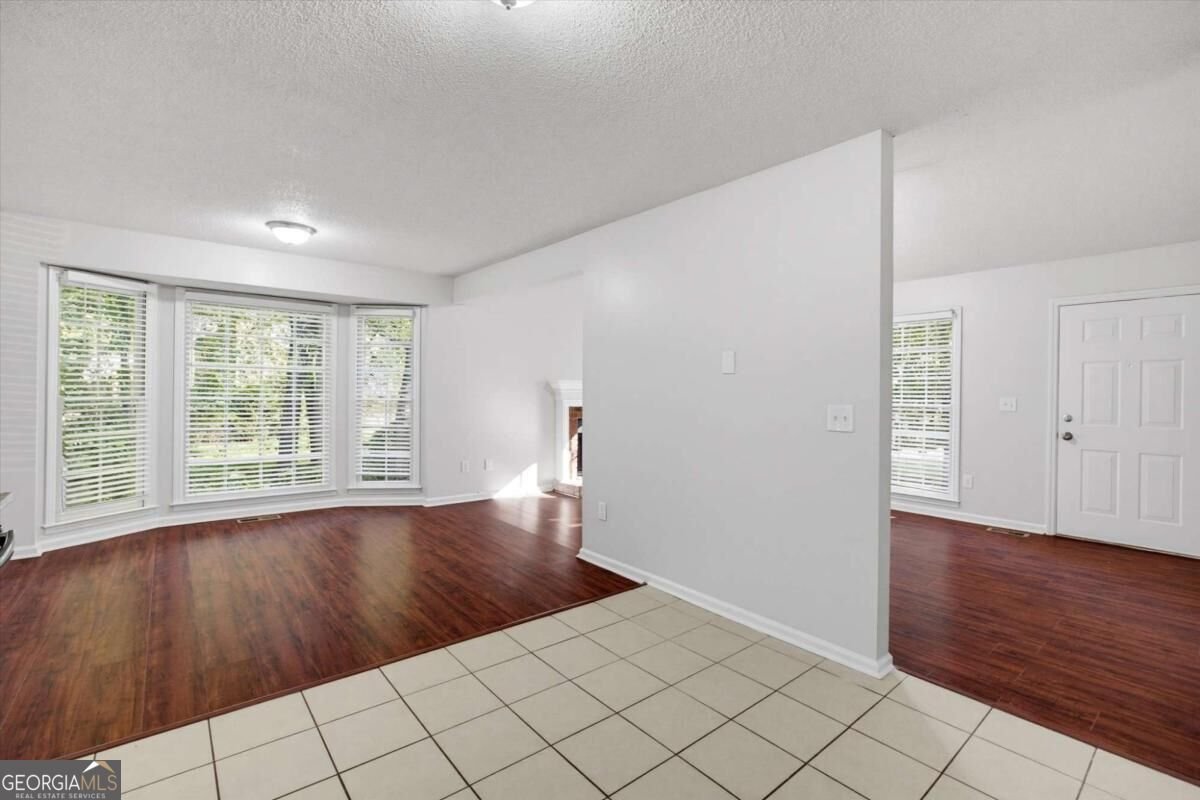 4893 Muirwood Drive Powder Springs - Photo 7