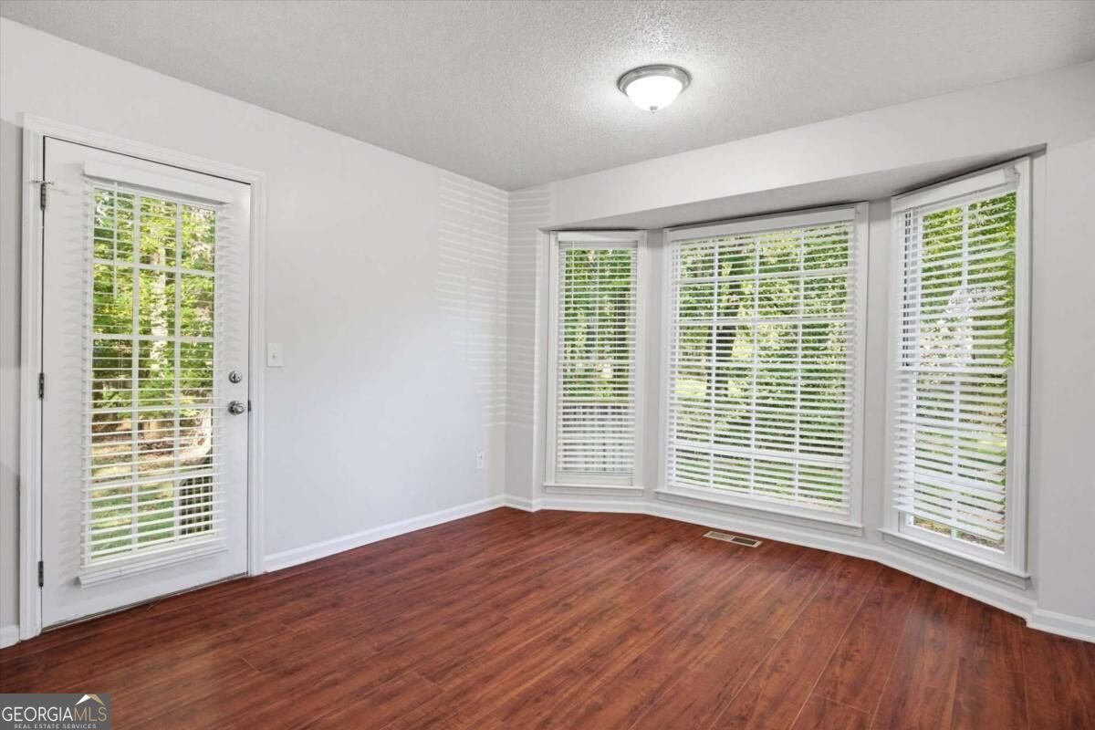 4893 Muirwood Drive Powder Springs - Photo 8