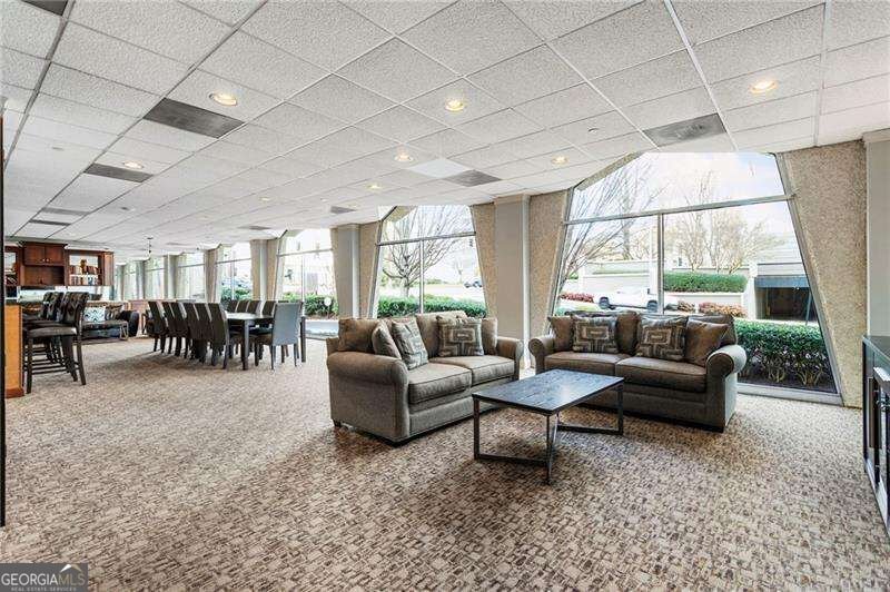 2479 Peachtree Road Atlanta - Photo 12