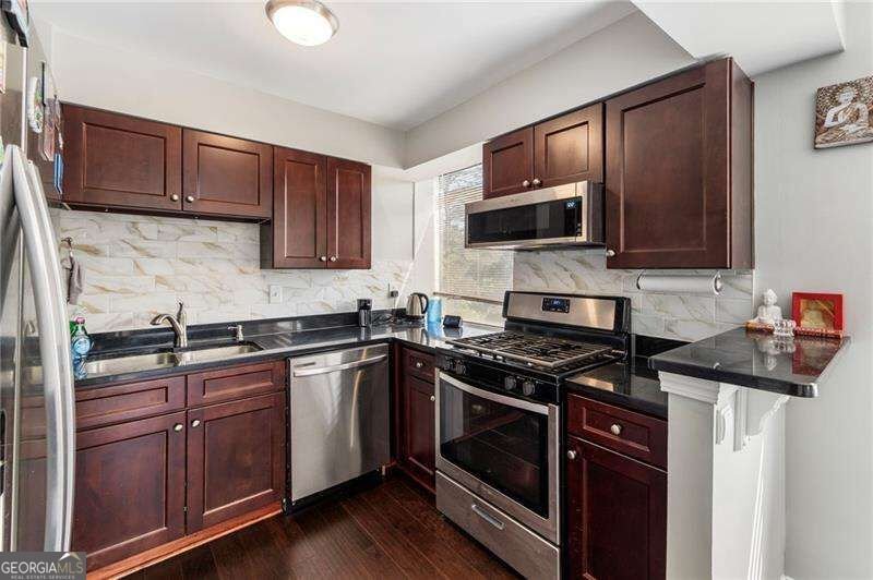 2479 Peachtree Road Atlanta - Photo 32