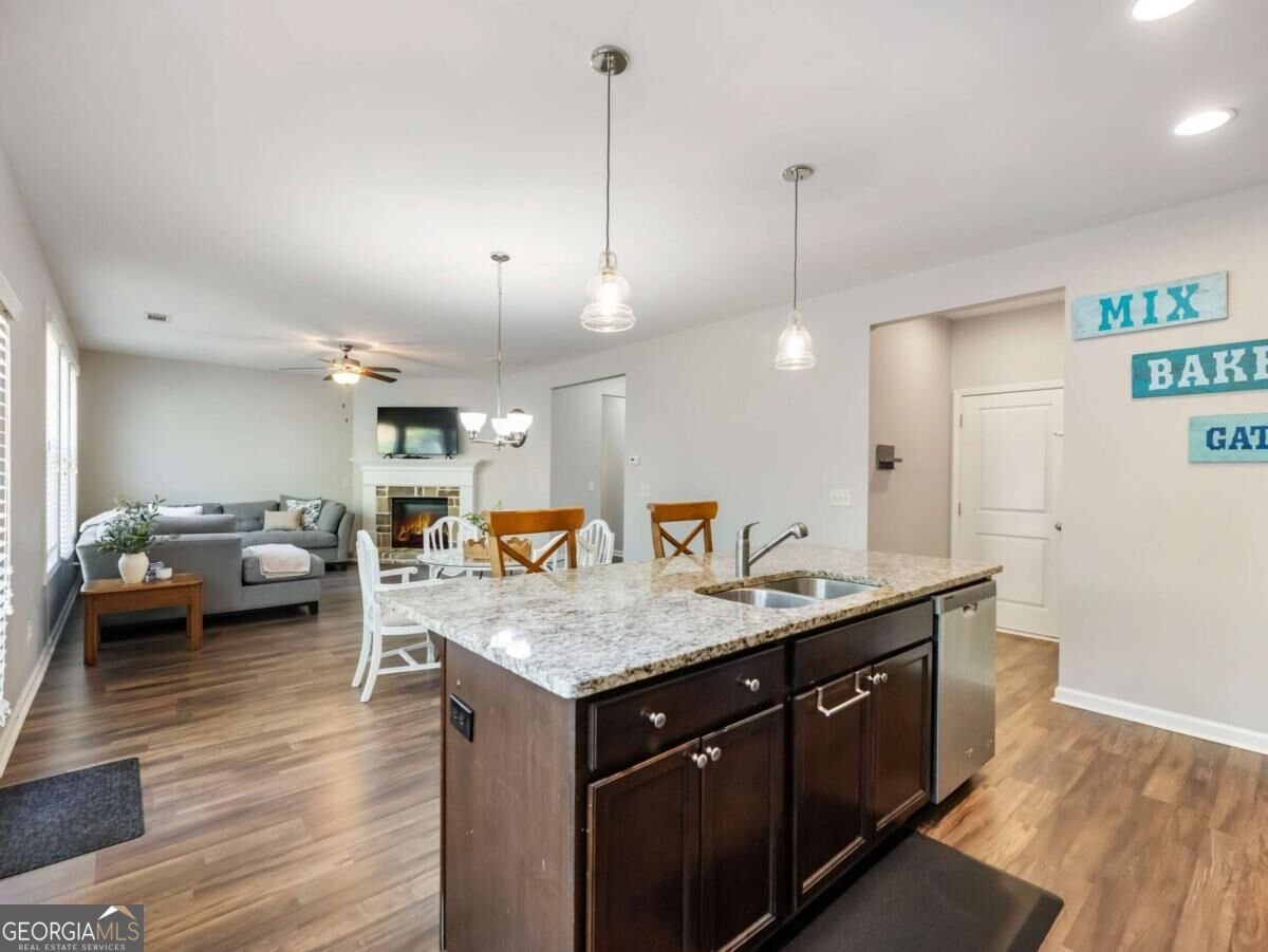 5907 Waterway Place Flowery Branch - Photo 12