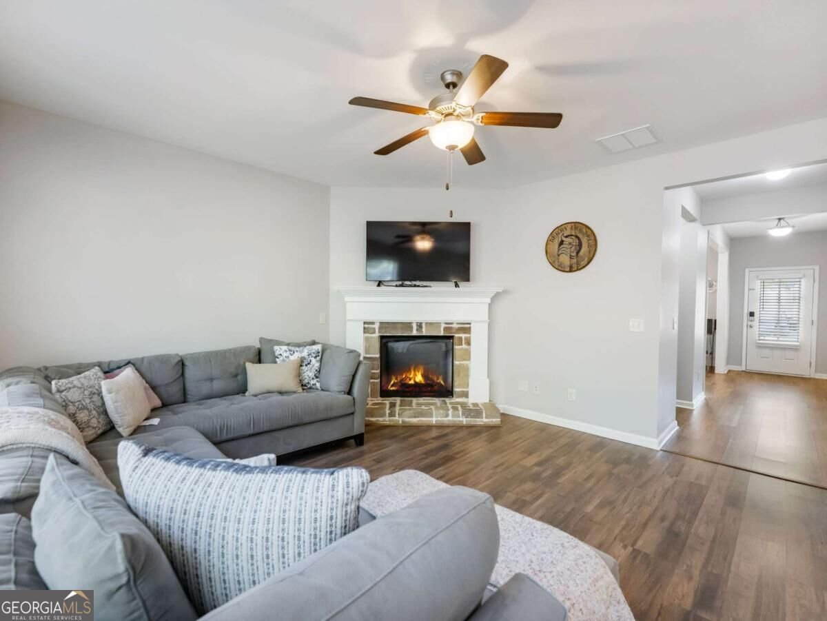 5907 Waterway Place Flowery Branch - Photo 8