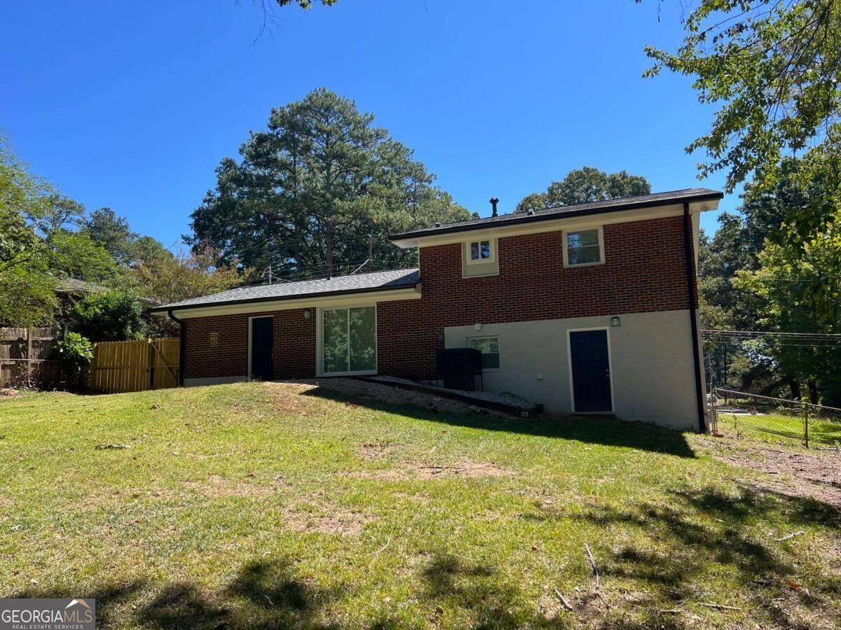 988 Tamarack Trail Forest Park - Photo 28