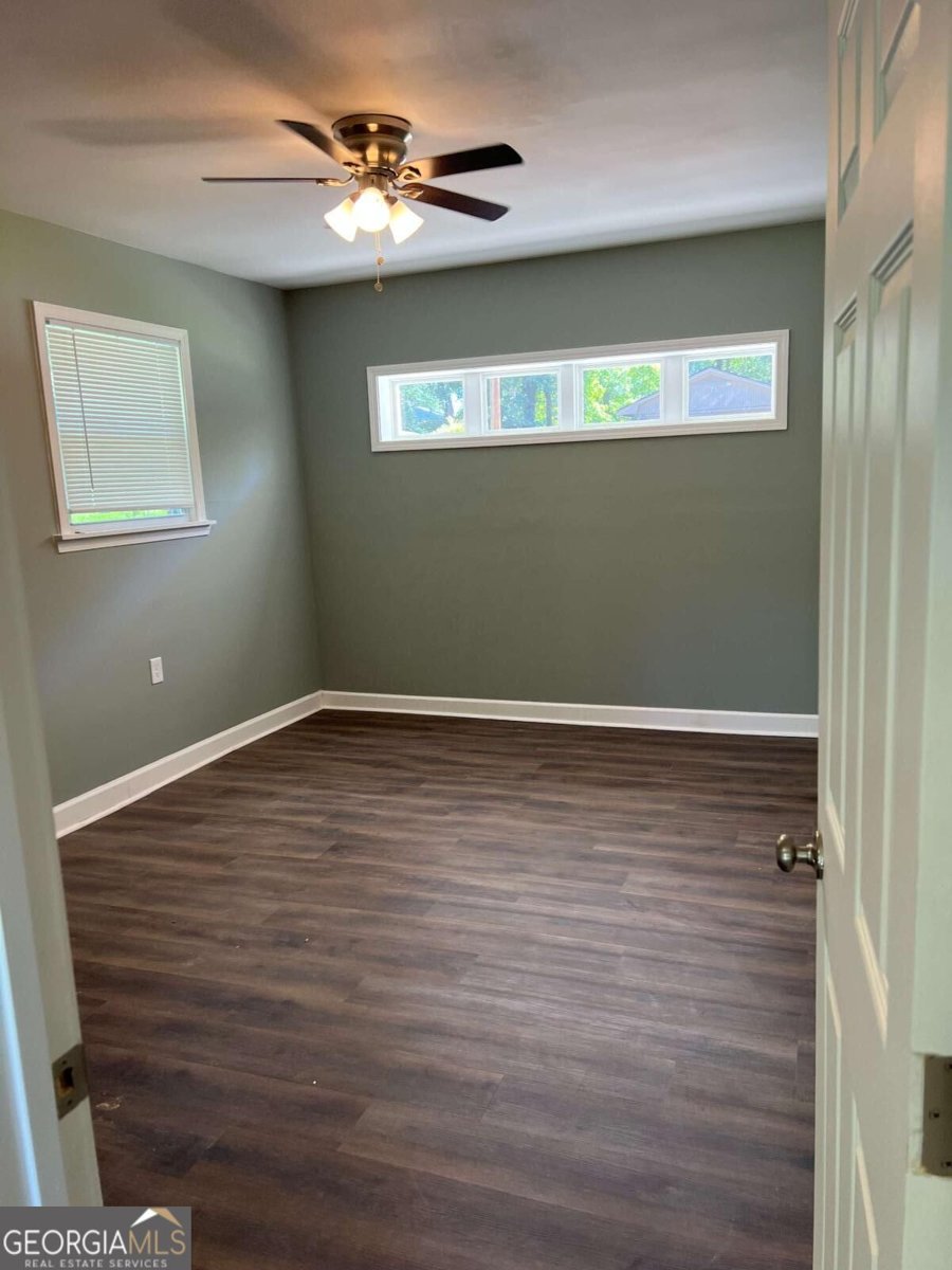 988 Tamarack Trail Forest Park - Photo 9