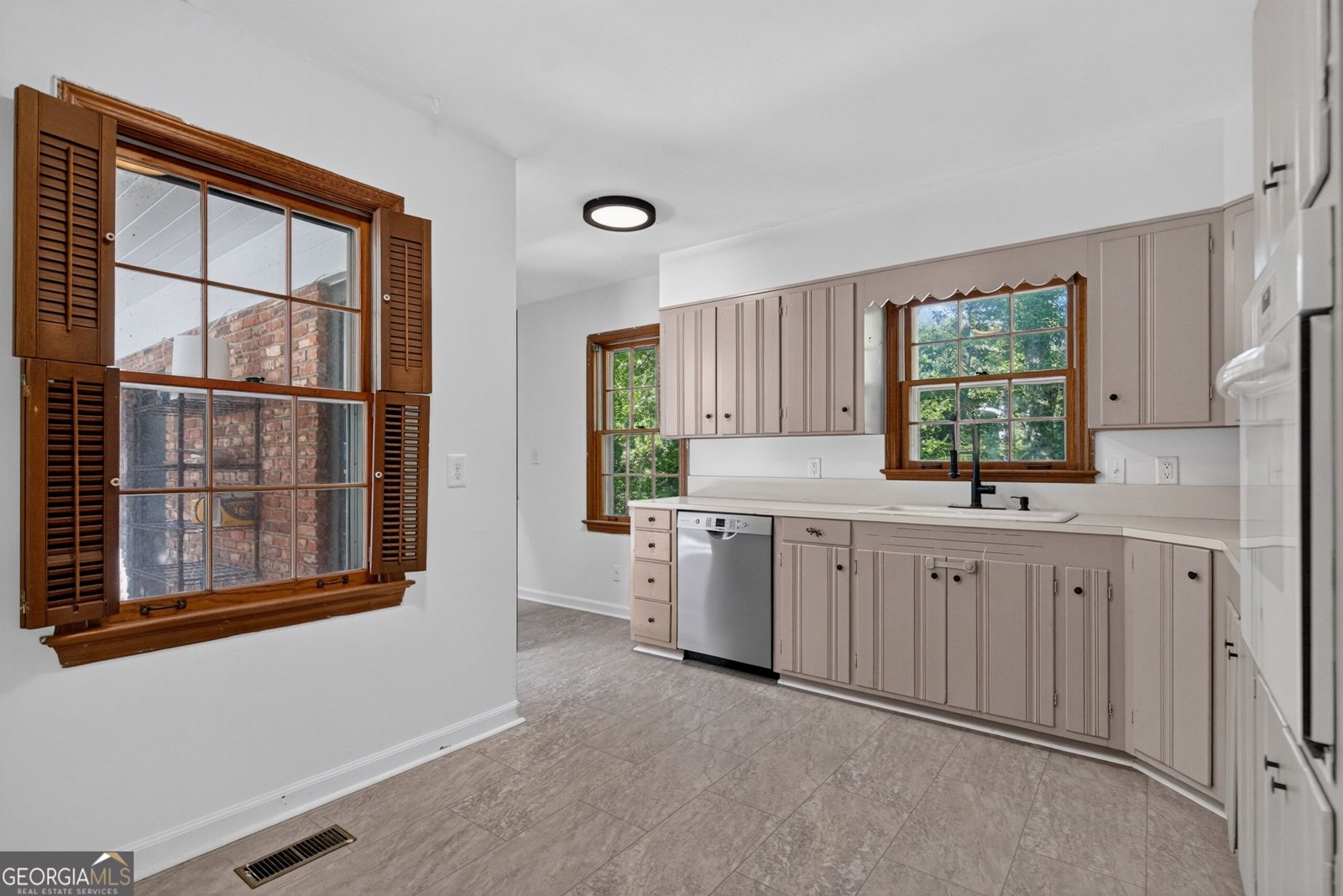 219 Westwood Drive Lagrange - Photo 12