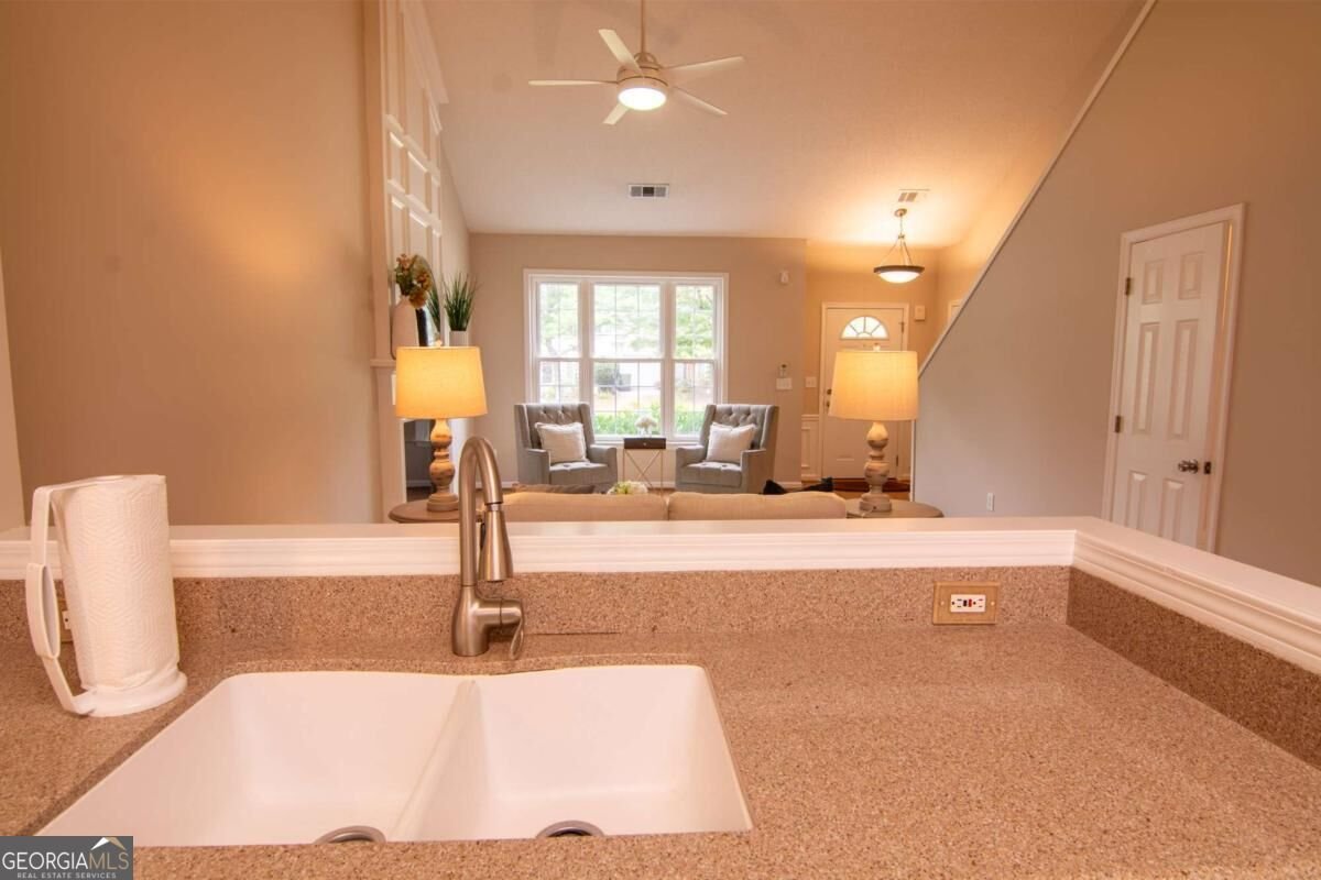 5371 Medlock Corners Drive Peachtree Corners - Photo 10